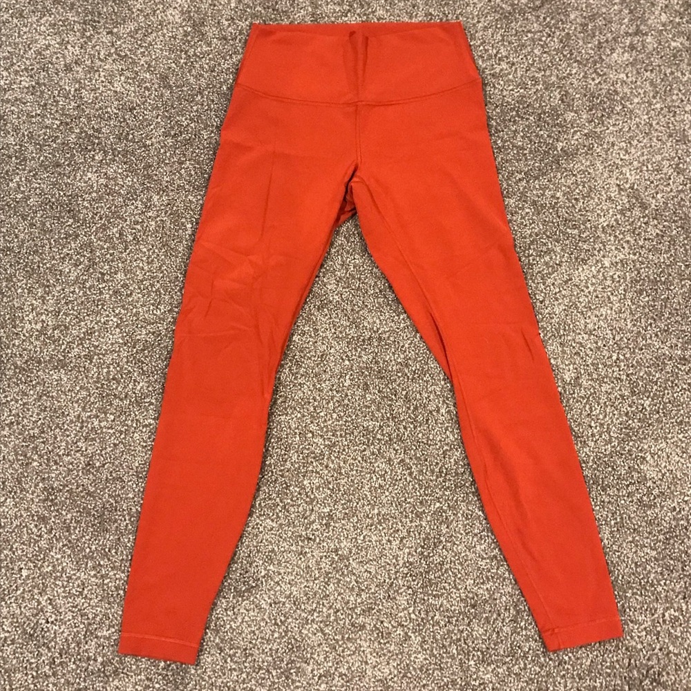 Lululemon Low Rise Align Legging. Size 8.